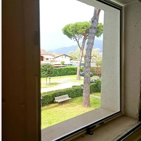Comodo Versilia * Massa (Tuscany)